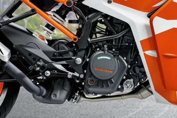 Unleashing the Thrill of the KTM RC 125